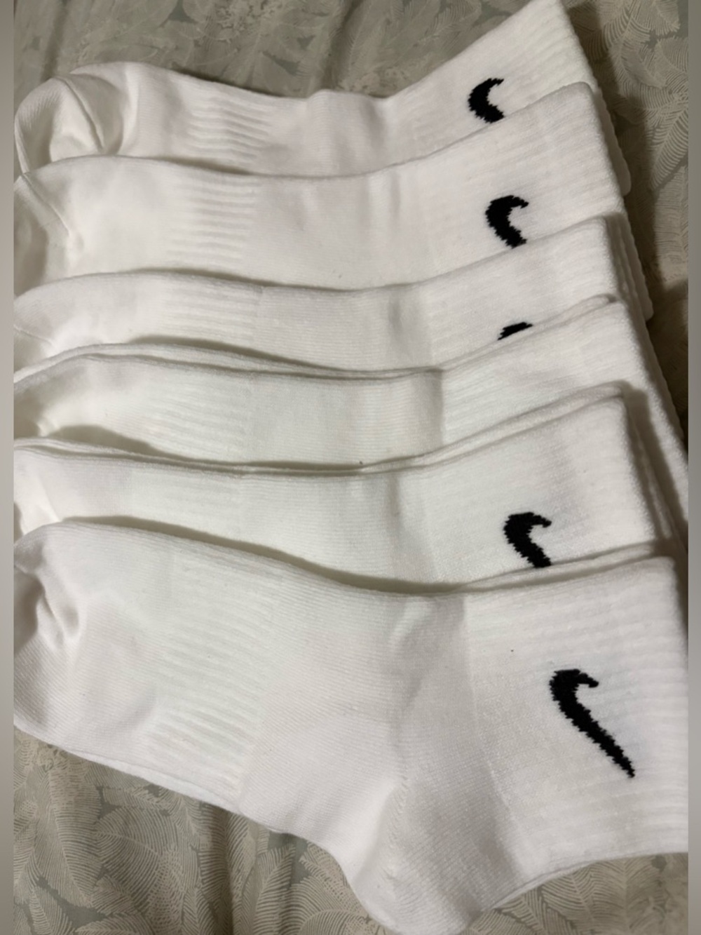 NWOT Nike White Crew Athletic Socks with Black Swoosh - 6 Pair